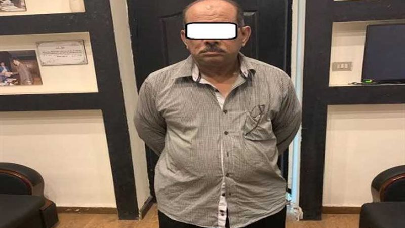 ضبط هارب من 76 سنة