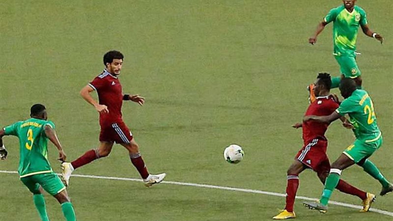 بيراميدز يتخطى الدور