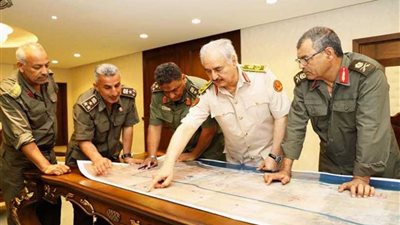 الجيش الليبي يطارد الميليشيات الهاربة من غريان إلى الهيرة (صور)