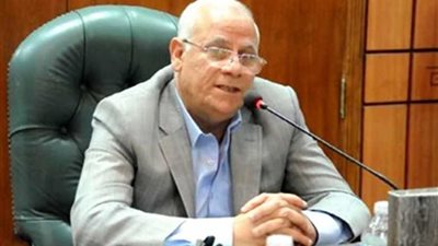 محافظ بورسعيد يشهد ختام (صيفنا مميز) بالمدينة الرياضية