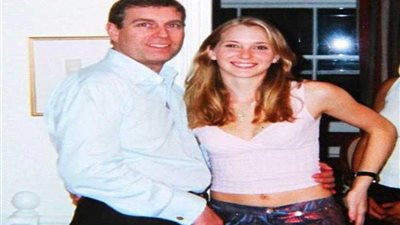 مفجرة الفضيحة الجنسية ترد بعنف على الأمير البريطاني (فيديو وصور)