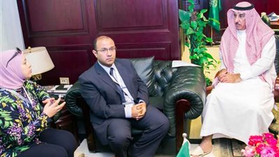 الملحق الثقافي السعودي يستقبل وفدا من كلية طب جامعة طنطا لمناقشة سبل التعاون
