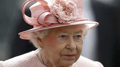 ملكة بريطانيا توافق على تعليق عمل البرلمان
