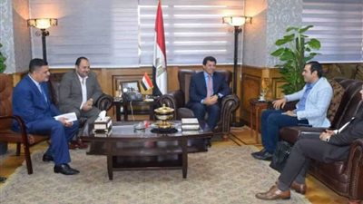 وزير الرياضة يبحث مع وكيل لجنة الشباب بالبرلمان تطوير استاد المصري ببورسعيد