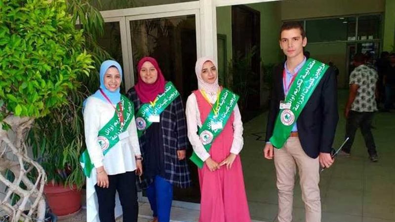 بحضور الوزير.. المهن