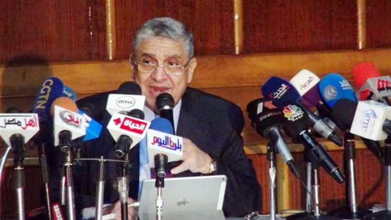 وزير الكهرباء يبحث