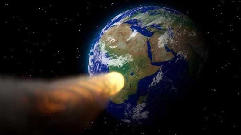 كويكب ضخم يضرب الأرض..