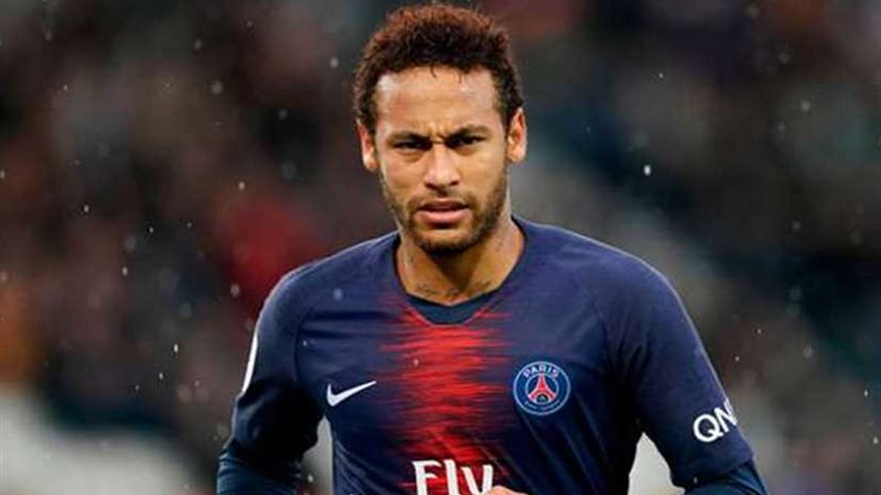 من نيمار إلى بيرلو