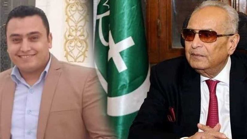 أبو شقة يصدر قرارًا