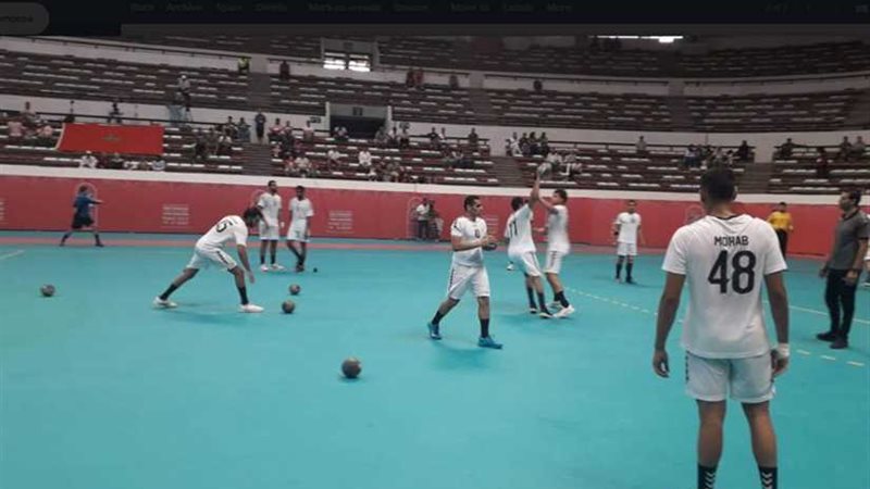 يد مصر في نصف نهائي