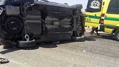 إصابة ٣ أشخاص فى انقلاب سيارة ببنى سويف