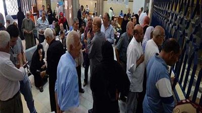 التضامن الاجتماعي تنفي وقف صرف المعاشات المستحقة حال مزاولة أصحابها مهنا حرة