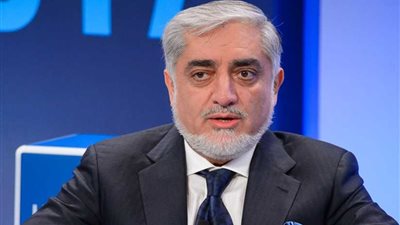 رئيس الوزراء الأفغاني يؤكد استعداده للانسحاب من الانتخابات الرئاسية لإرساء السلام بالبلاد