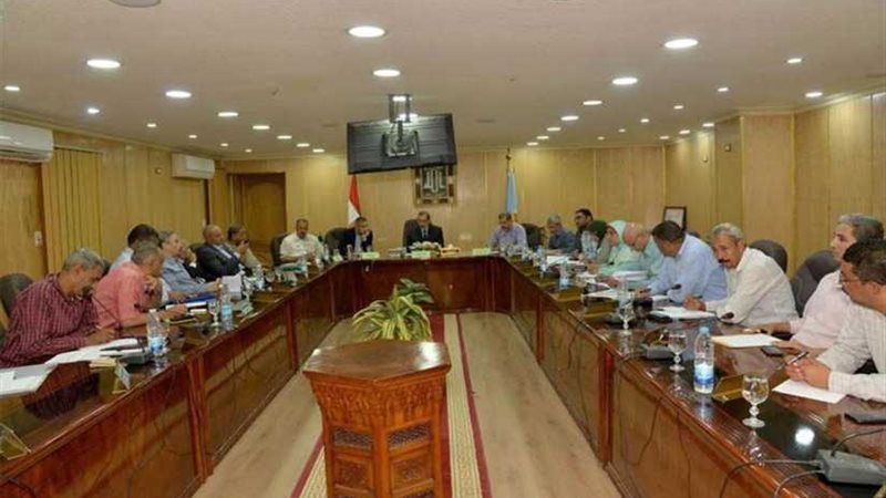 محافظ أسيوط يترأس