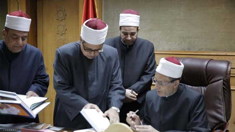 وكيل الأزهر يعتمد