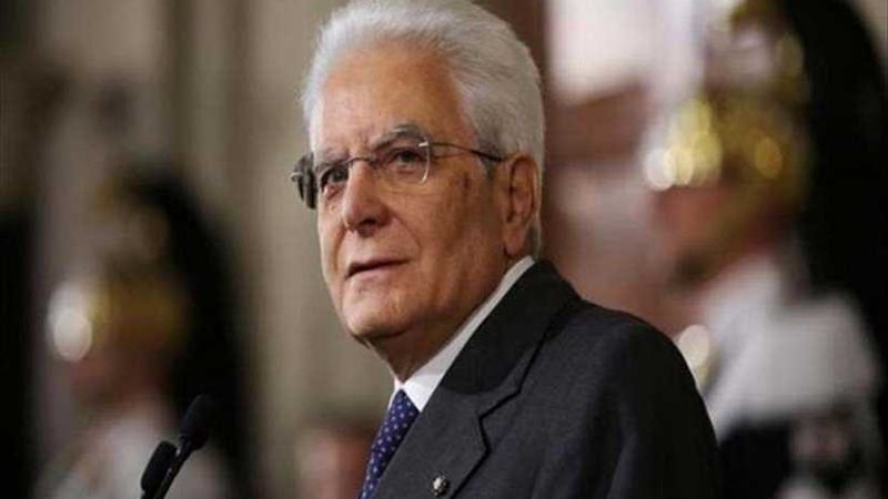 الرئيس الإيطالي يكلف
