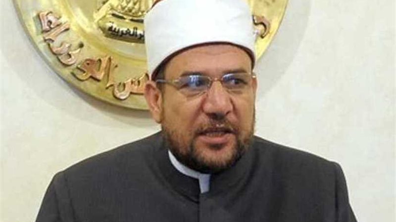 وزير الأوقاف يشهد