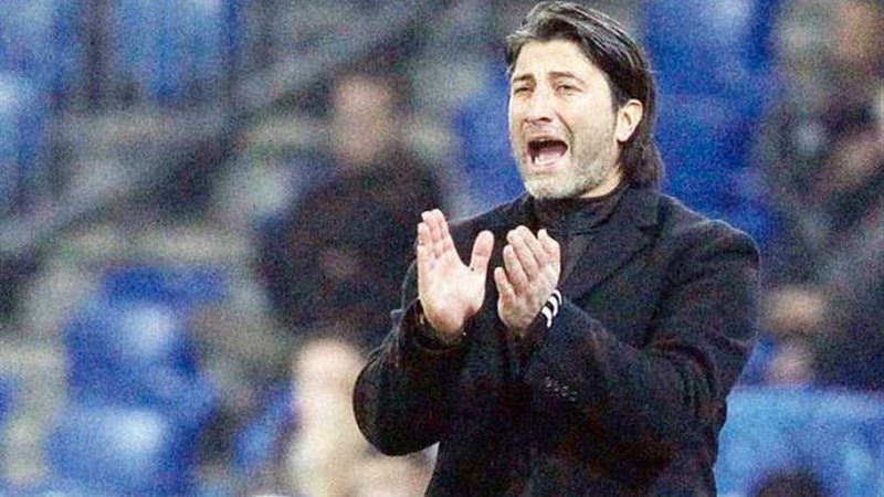 مدرب محمد صلاح يقترب