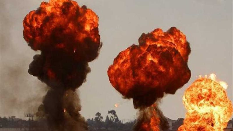 مصرع 8 إثر انفجار