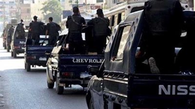 الأجهزة التنفيذية بعدد من المحافظات تشن حملات لضبط المخالفات والخارجين عن القانون