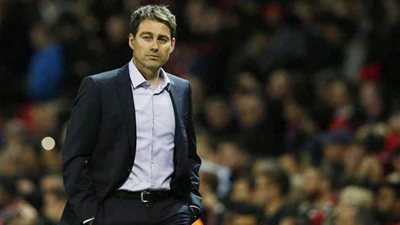 نشرة أخبار العاشرة الرياضية .. الأهلي يعلن عن المدير الفني الجديد ..والزمالك يؤدب كريم بامبو.. وصلاح يتسبب في أزمة بين ماني وكلوب‬