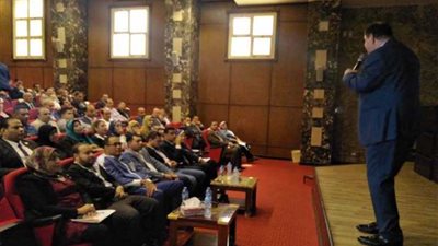 بالصور.. دورة في البروتوكول والإتيكيت السياسي في البحيرة