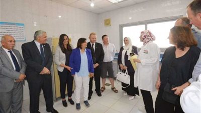 محرز وبلبع والوفد النيوزيلندي يتفقدون الوحدات والمعامل البيطرية بالبحيرة