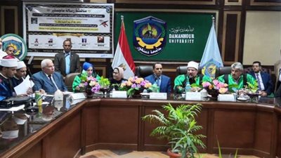 وزير الأوقاف مشرفًا ورئيسًا لمناقشة رسالة ماجستير بجامعة دمنهور