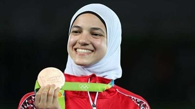 نون النسوة الذهبية.. هدايا ملاك تاريخ متحرك من الإنجازات على منصات التتويج (1)