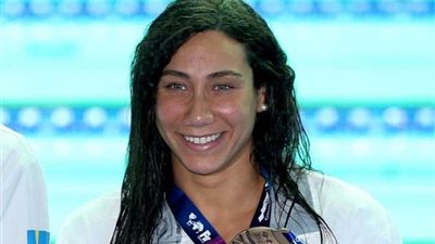 نون النسوة الذهبية .. فريدة عثمان سمكة القرش التي يهابها الكبار (2)