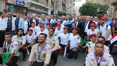 وزير التعليم العالي يتقدم كرنفال أسبوع شباب الجامعات بـ