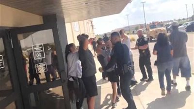 قوانين أمريكية لتخفيف قيود حيازة الأسلحة النارية تدخل حيز التنفيذ في 