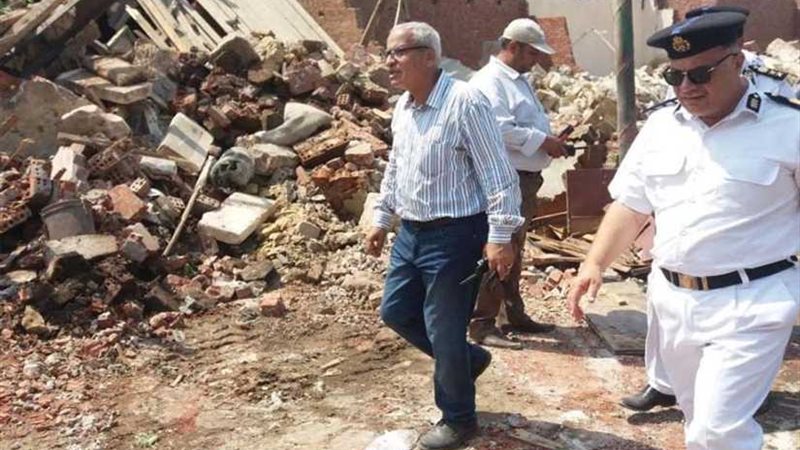 الانتهاء من هدم عقارات