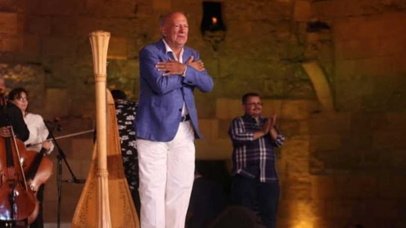 بالصور.. عمر خيرت