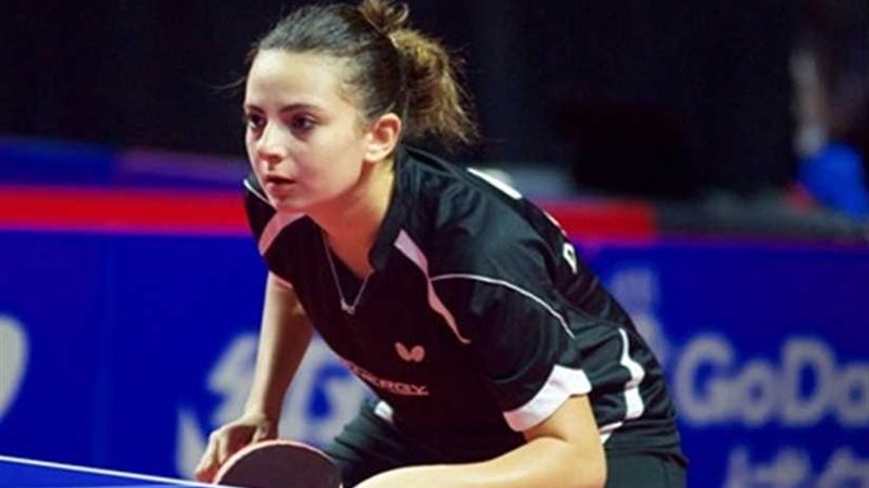 نون النسوة الذهبية