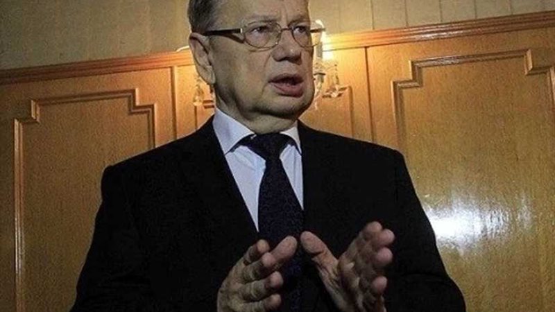 فتح دفتر للعزاء في