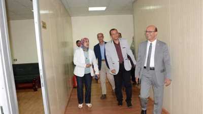 ختام زيارة لجنة قطاع العلوم الأساسية بجامعة أسيوط