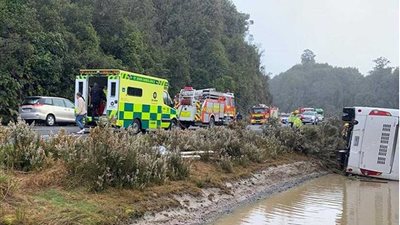 5 ضحايا بانقلاب حافلة سياحية في نيوزيلندا