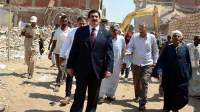 إزالة المباني المخالفة بالجبل الأصفر في الخانكة