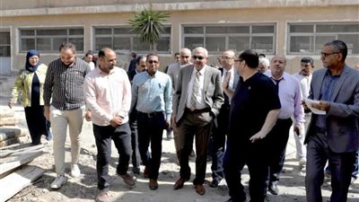 رئيس جامعة المنصورة يتابع استعدادات المدن الجامعية للعام الدراسي الجديد