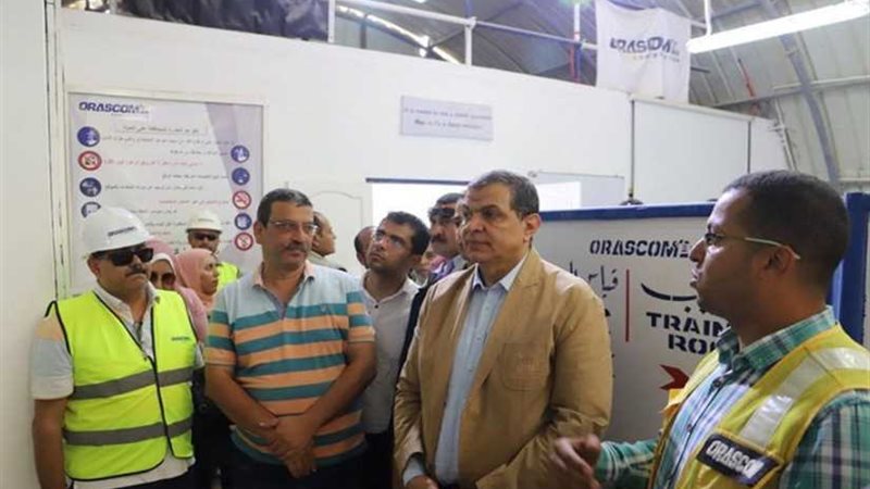 وزير القوي العاملة: