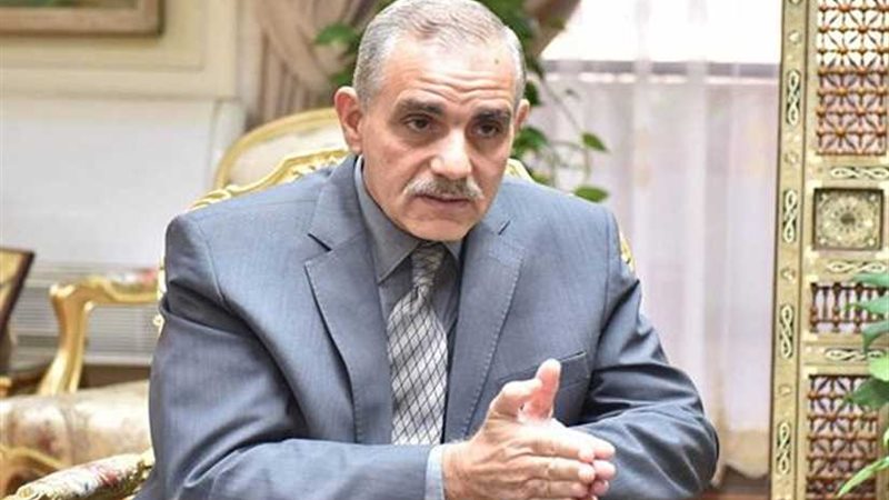 جولة مفاجئة لمحافظ