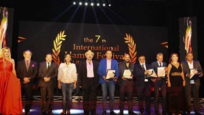 تكريم نجوم الفن بمهرجان 