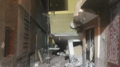 مصرع سيدة وإصابة اثنتين في انهيار منزل بأجا