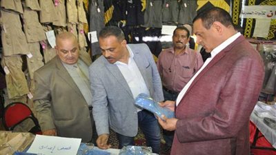محافظ البحيرة يشهد افتتاح المعرض السنوي 