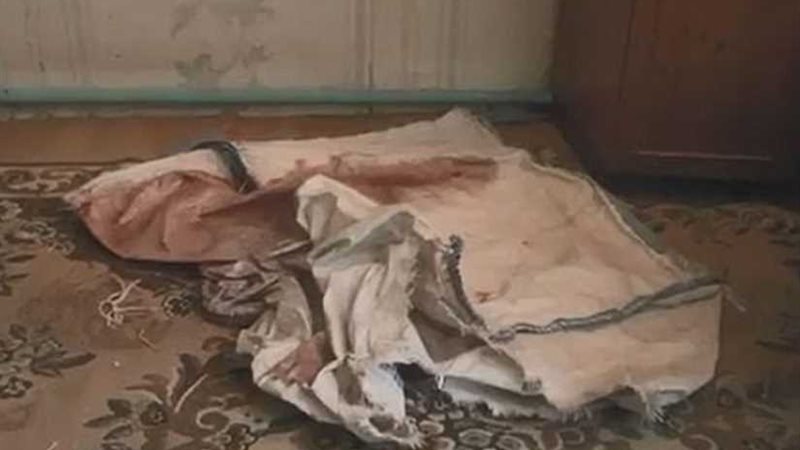 سيدة تقطع ذكر زوجها