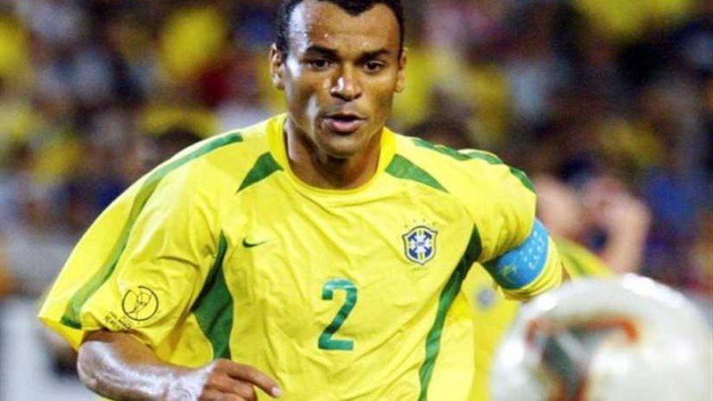 وفاة نجل كافو أسطورة