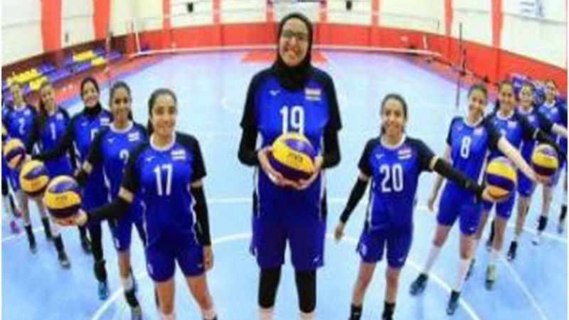 أنطونيو يطالب ناشئات