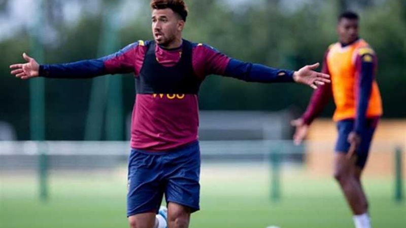 أستون فيلا سعيد بعدم