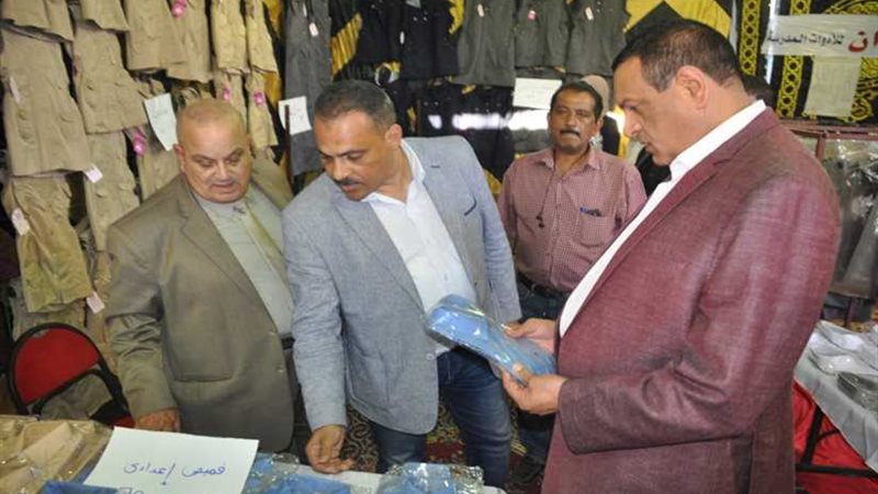 محافظ البحيرة يشهد